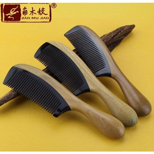 100% Natural high quality Green Sandalwood Handmade Horns wooden comb Round shank fine tooth hair care comb