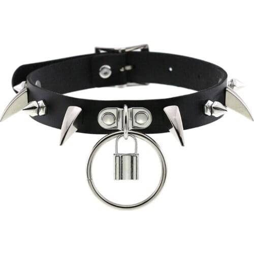 New personality exaggerated trend horn nail rivet circle ring clavicle necklace short chain