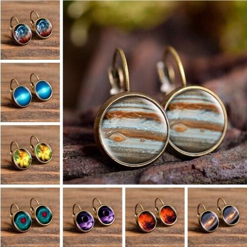2019 New Fashion Jewelry Galaxy Space Stud Earrings Glass Cabochon Jupiter Planet Art Photo Round Earrings Women Creative Gifts