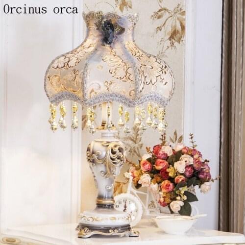 European luxury retro desk lamp hotel living room bedside lamp French warm lace fabric table lamp free shipping