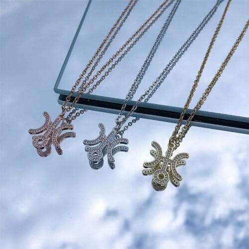 2021 Hot Sale Pendant Necklace Shiny Rhinestone Womens Necklace Suitable for Men and Women