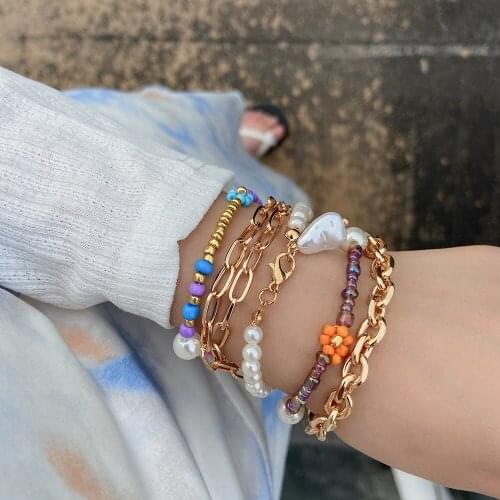 2021 New 5 pcs/set Bohemian Beads Bracelets Femme Dainty Colorful Flowers Daisy Pearl Charming Jewelry for Women Lot Wristband