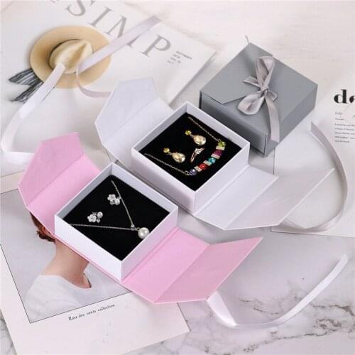 100Pcs/Lot 8x8.3x3.5cm Jewelry box Ring box Flip multi Purpose Necklace Box Earring Boxes Magnet boxes