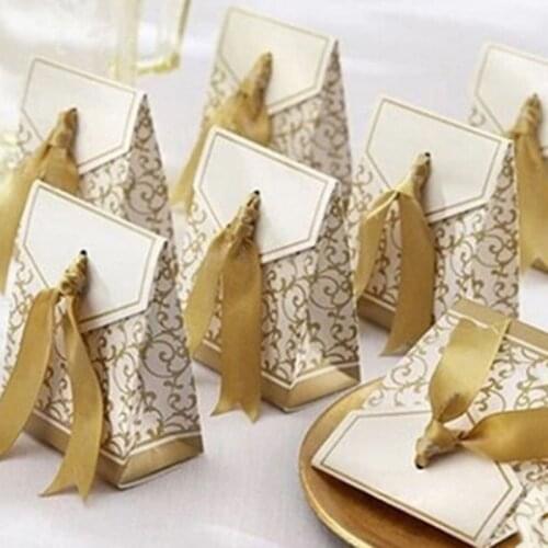 2019 10pcs Creative Golden Silver Ribbon Favors Party Gift Candy Paper Box Wedding Gift Boxes Party Gift Bag