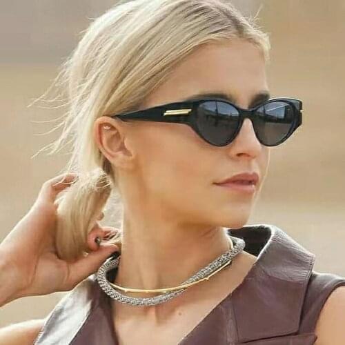 HKNA Vintage Cat Eye Sunglasses Women Luxury Brand Glasses Women Retro Small Sunglasses for Men/Women Oculos De Sol Feminino