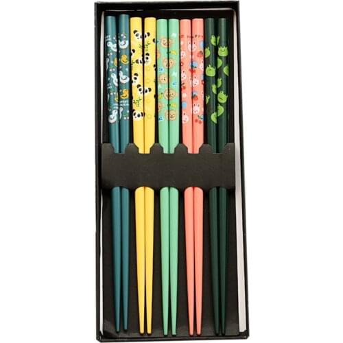 5 Pairs Japanese Home Furnishing Wind Bamboo Chopsticks Chopsticks Gift Boxes Portable Tableware Set 5 Double Wholesale