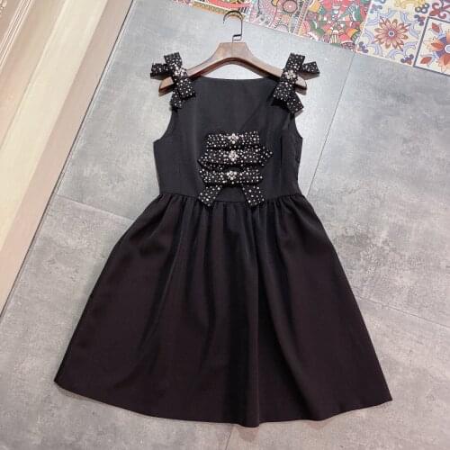 2021 high quality fashion new women black v-neck lady sex dress