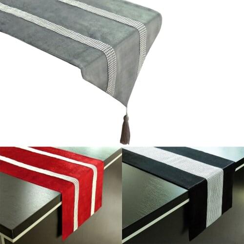 Luxury Diamond Decoration Table Runner Modern Gray Velvet Dining Table Flag Elegant Tassel Bed Runners Hotel Wedding Home Decor