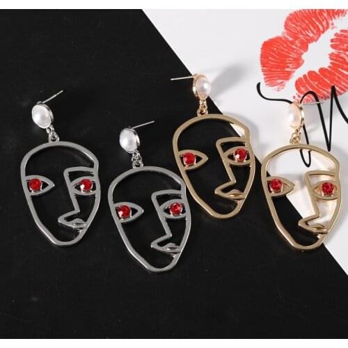 Abstract Stylish Hollow Out Pearl Rhinestone Face Dangle Earrings for Women Girls Party Statement Drop Earrings Punk Jewelry