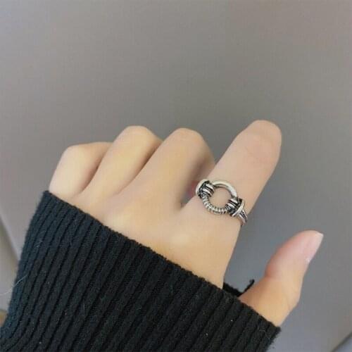 Women Couple Rings Retro Distressed Geometric Circular Braided Ring Jewelry Gifts