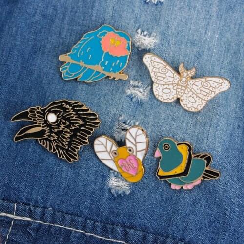 Fashion Parrot Eagle Pigeon Butterfly Brooches Badges Cute Pins Gifts For Friends Wholesale Jewelry