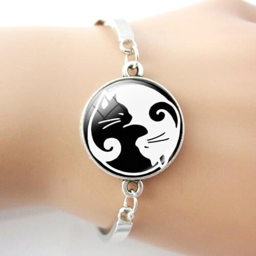 Yin Yang Tai Chi White Cat Black Cat Bracelet Glass Cabochon Jewelry Fashion Accessories Women Bangle Gift