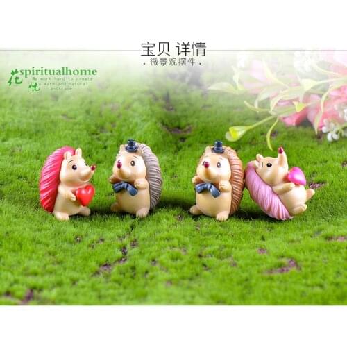2pcs Resin Animal Miniature Cute Hedgehog Micro Tiny Figurines For Garden Home Desk Ornaments Crafts Accessories Kids Toys Gift