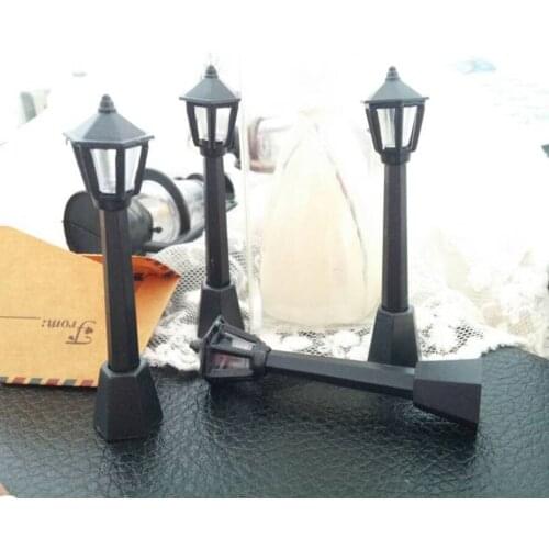 12pcs Plastic Street Light Crafts Halloween Decoration Christmas Decor Ornament DIY Art Building Model 8cm Party Home New Year
