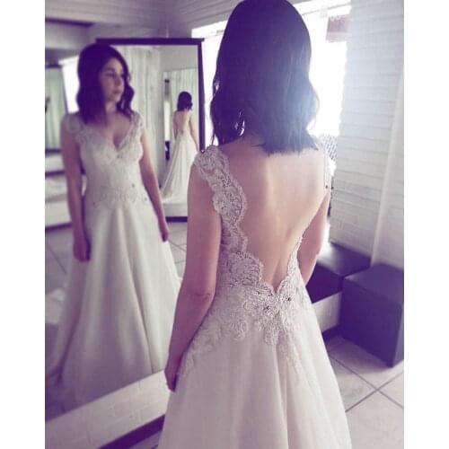 Charming A Line Chiffon Wedding Dresses Long Sleeve Backless Wedding Gowns Applique Lace Beading Bridal Dress Custom Made
