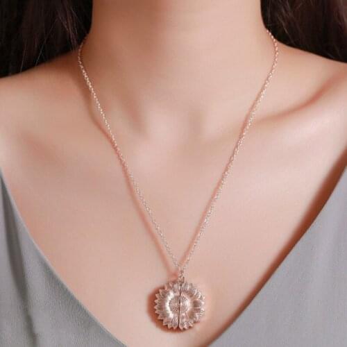 Trends sunflower daisy necklace Chains choker for women Jewelry Pendant kakegurui mall goth slytherin shingeki no kyojin