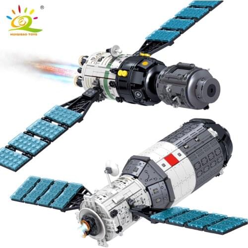 HUIQIBAO TOYS 1608pcs Space Station Spacecraft Building Blocks City Shuttle Satellite Astronaut Figures Bricks Set For Children