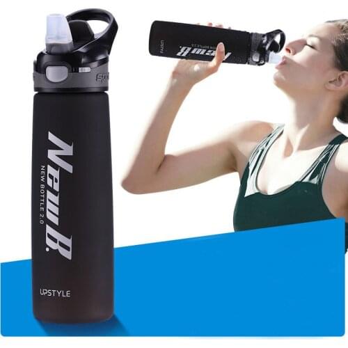 750ml High Quality Tritan Material Sport Water Bottle Sports Shaker Gym Drinking Bottles Waterbottle Eco Friendly Cup with Straw