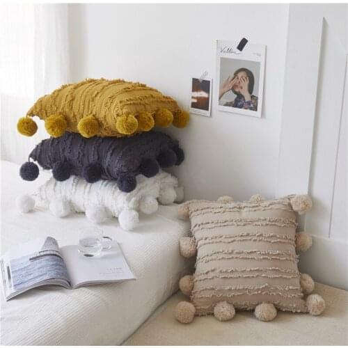 Nordic luxury pillow case with ball cotton and linen decoration craft pillow cover 45x45cm hotel livingroom sofa cushion cover