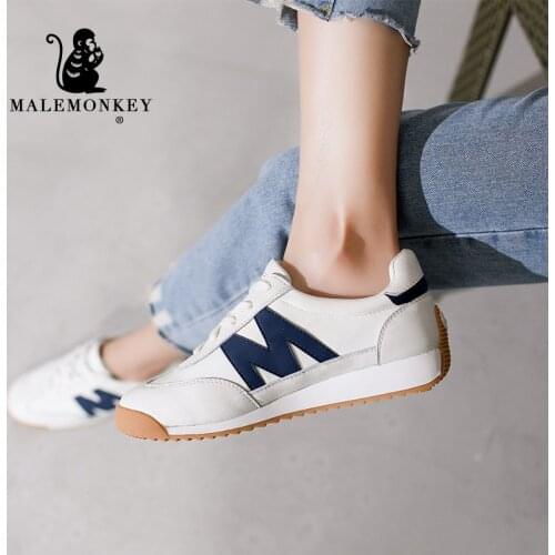 High Quality Women Sport Shoes Spring 2021 Autumn Casual Women Sneakers Comfort Lace Up Breathable Ladies Sneakers White Black