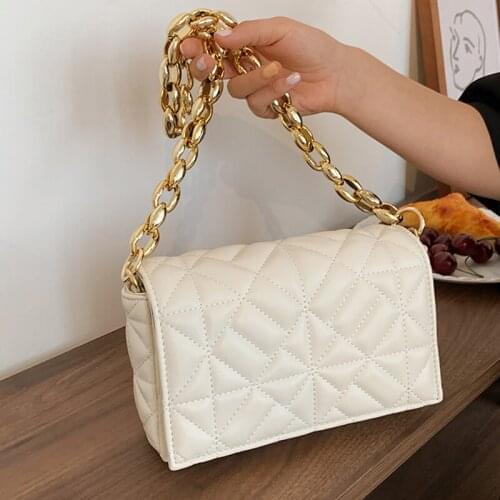 Womens Shoulder Bags 2021 Thick Metal Chain Shoulder Purses And Handbag Women Clutch Bags Brand Ladies Underarm Baguette Bag