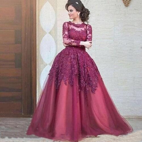 Vintage O-neck A-line Long Sleeve Prom Dresses 2020 Applique With Crystal Burgundy Evening Dress Arabic Women robe de soiree