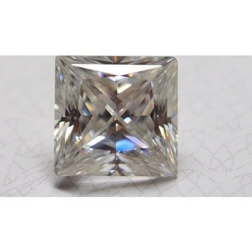 Wholesale Princess Square Cut 4.5*4.5mm D Color VVS1 Clarity Moissanite Diamond Price Per Carat