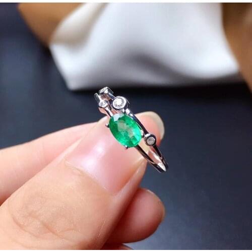 Fashion green emerald gemstone ring with silver for women jewelry party engagement anniversary gift style