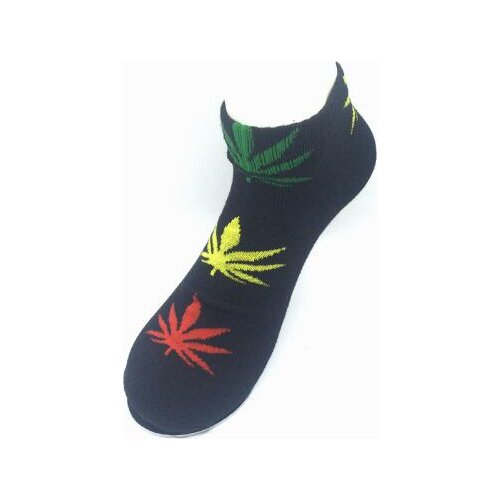 2018 Fashion 1Pair Comfortable High Quality Cotton Socks Leaf Maple Leaf Casual Weed Crew Sock