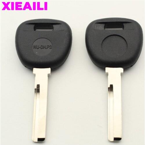 XIEAILI 30Pcs Transponder Key Case Shell For Volvo S40/V40/S60/S80/XC70 HU56R Blade Can Install Chip S594