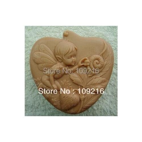 1pcs The Angel and The Snail (zx 239 ) Silicone Handmade Soap Mold Crafts DIY Mold