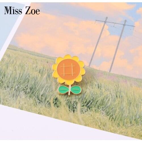 Sunflower Enamel Pins Floral Brooches Plant Badges for Banquet Wedding Party Women Fashion Jewelry High Quality