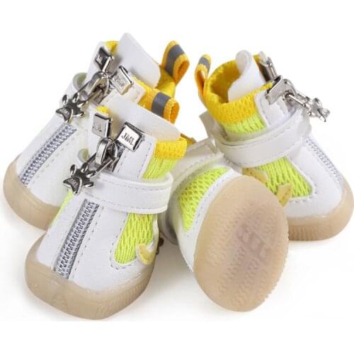 New pet shoes outdoor dog sports shoes comfortable skin friendly and breathable dog shoes