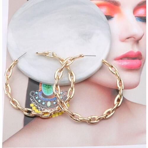 Wholesale INS Circle Hot Sale Round Alloy Women Hoop Earrings Trendy Gold Color Chrm Female Jewelry Brincos