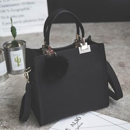 Female Shoulder bags for women 2021 New fashion crossbody bag luxury handbags women bags designer travel Hairball bag