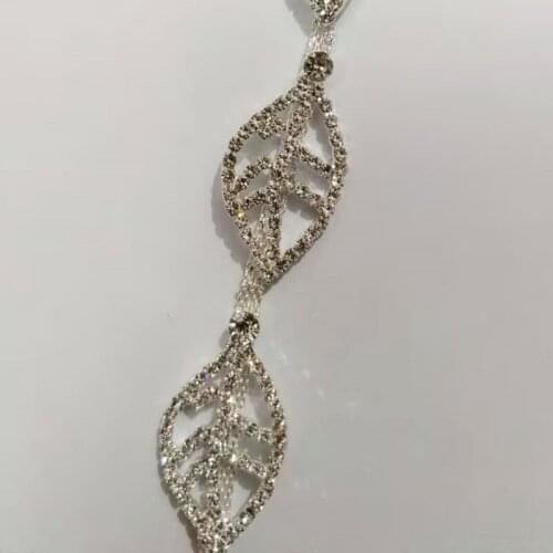 Free Shipping 5yards AAA-Grade Silver Finish Crystal Rhinestone Trim Sew On Rhinestone Chain Applique for Wedding Gown RT053104