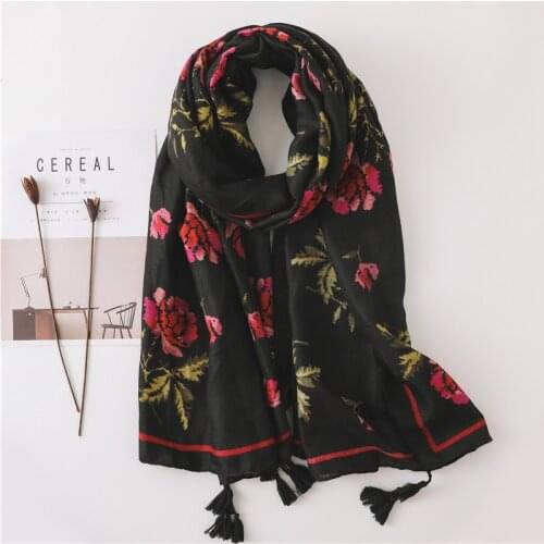 2020 Fashion Tassel Long Print Woman Scarf Thin Summer Shawls and Wraps Flowers Scarves For Ladies Gift Bandana Echarpe Foulard