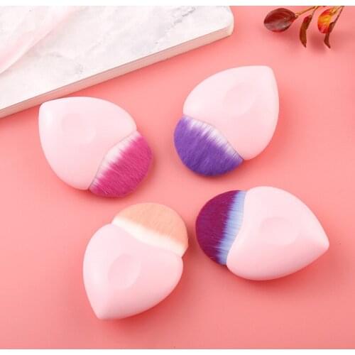 Lucky-Girls 1pcs Face Blush Brush Professional Mermaid Shape Makeup Brush Foundation Cosmetic Fish Brush Makeup Tools