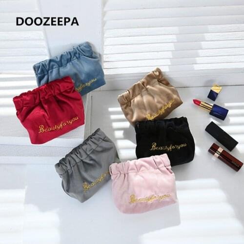 DOOZEEPA Velvet Cosmetic Bag Girl Mini Lipstick Bag Women Make Up Organizer Bag Beautician Makeup Pouch Sanitary Pads Bags Case
