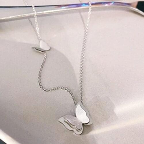 New Korean super beautiful butterfly net red cold wind design sense necklace clavicle necklace female trend