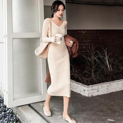 2019 Retro French Girl Winter Knitted Sweater Dress Women V-neck Midi Sexy Bodycon Dress Autumn Warm Long Sleeve Dress Vestidos