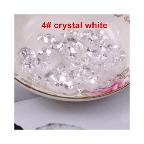 50g/lot PVC Sequins 8mm Flower Zapato Flor With 1 Center Hole Plum Blossom Cup Sequins Decoration Hologram Sequins Crystal White
