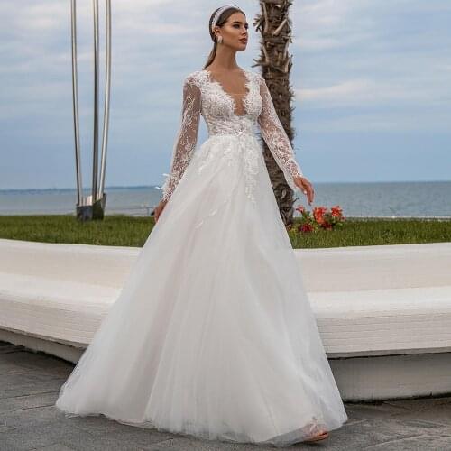 O Neckline Long Sleeve Wedding Dress Back Button Lace Appliques Beading Sash Long Bridal Dress Tulle Vestido De Noiva for Bride