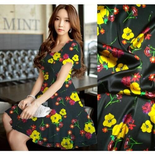 2020 New 19 momme 95% Silk 5% Spandex Silk Stretch Satin Charmeuse Pansy Printed Fabric Fashion Cloth Diy Sewing Free Cheongsam