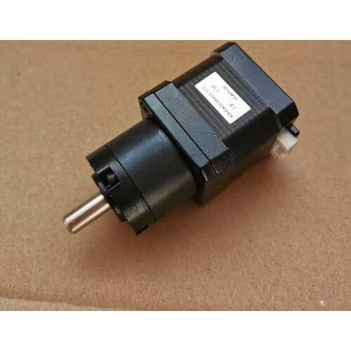 Nema17 planetary stepping gear motor 1.3A 0.7N.m speed ratio 50: 1 / 100: 1/139:1