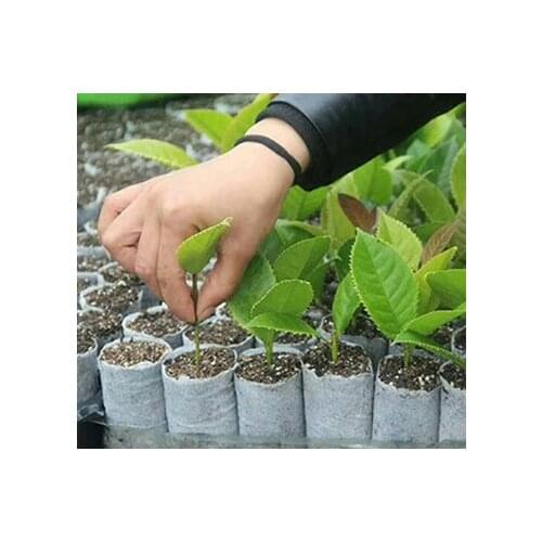 100 Pieces of Protection Non-woven Seedling Bags Garden Supplies Green Bags Degradable Seedlings Environmental