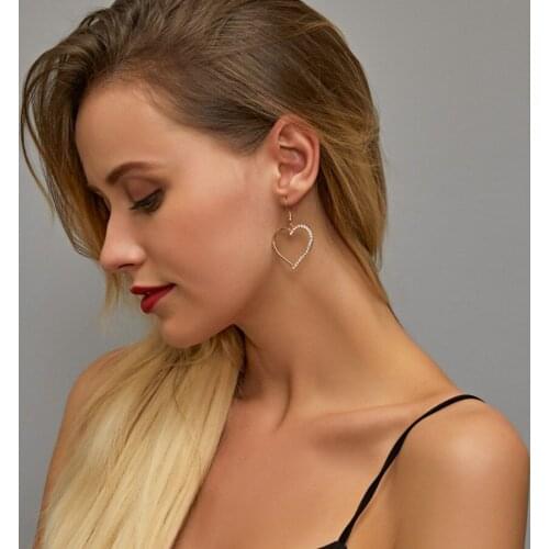 Womens Fashion Crystal Butterfly Earrings Temperament Jewelry Modern Party Wedding Bride Accessories Love Pendant Earrings