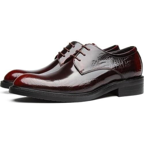 New Patent Leather Dress Men Shoes Business Office Career Work Shoes Mens Wedding Round Toe Laces Derby Shoes Black Red Wine