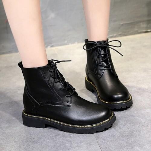 Winter Warm Plush Women Boots Solid Black Leather Ankle Boots For Women Lace Up Platform Boots Female Street Style Casual Shoes