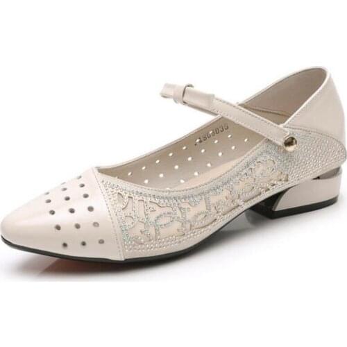 2020 New Pointed Bow Rhinestone Low-heel Sandal Fashion Sandals Cowhide Mesh Splice Summer Sandals Elegant Comfort Women Sandals